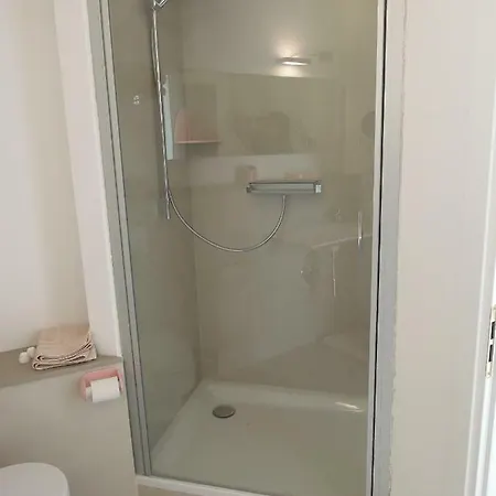 Cad'teresot ゲストハウス 3*